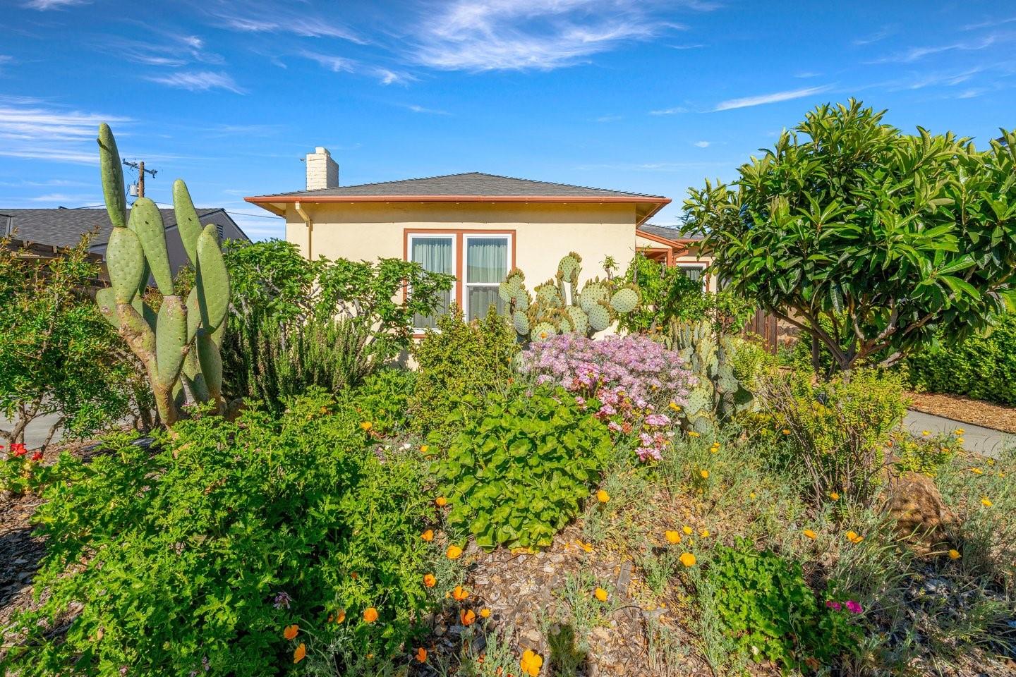 1376 North San Pedro Street