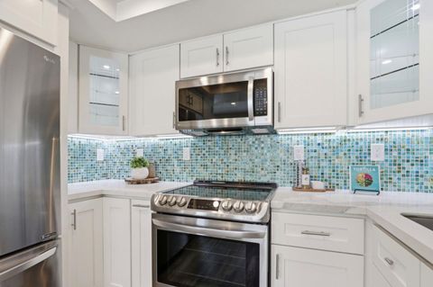 Tiny photo for 2051 Delbarr Court, SAN JOSE, CA 95125 (MLS # ML82030426)