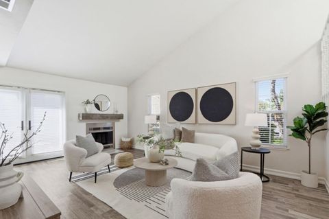 Tiny photo for 2051 Delbarr Court, SAN JOSE, CA 95125 (MLS # ML82030426)