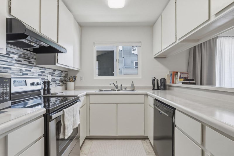 3095 Marina Drive 49