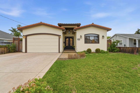 Photo of 15689 Linda Avenue, Los Gatos, CA 95032 (MLS # ML82033095)