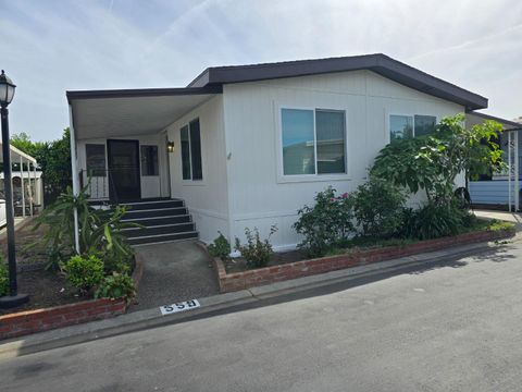 Photo of 559 Mountain Home Drive #559, SAN JOSE, CA 95136 (MLS # ML82035841)