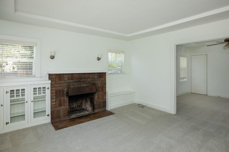 196 North 17th Street