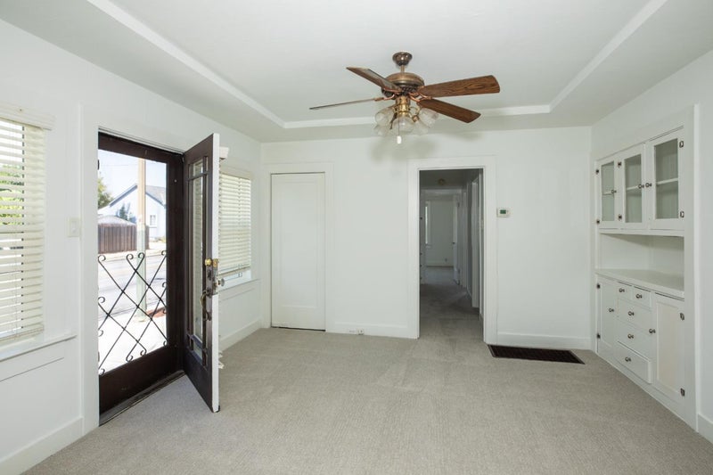 196 North 17th Street