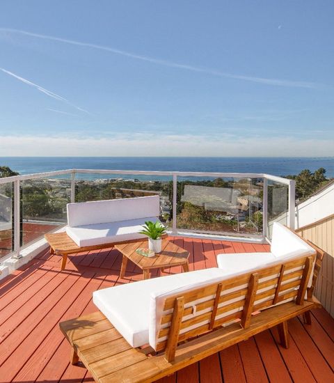 Photo of 425 Farallon Avenue, Pacifica, CA 94044 (MLS # ML82034216)