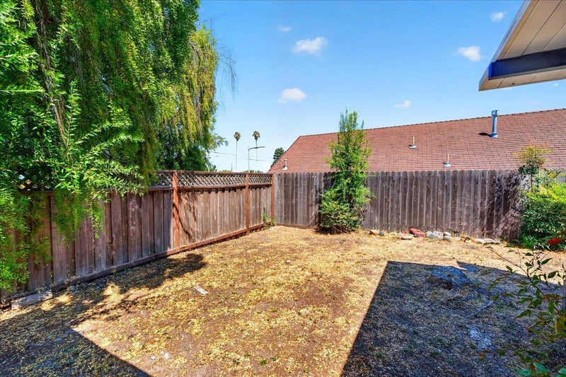 1111 Marionola Way