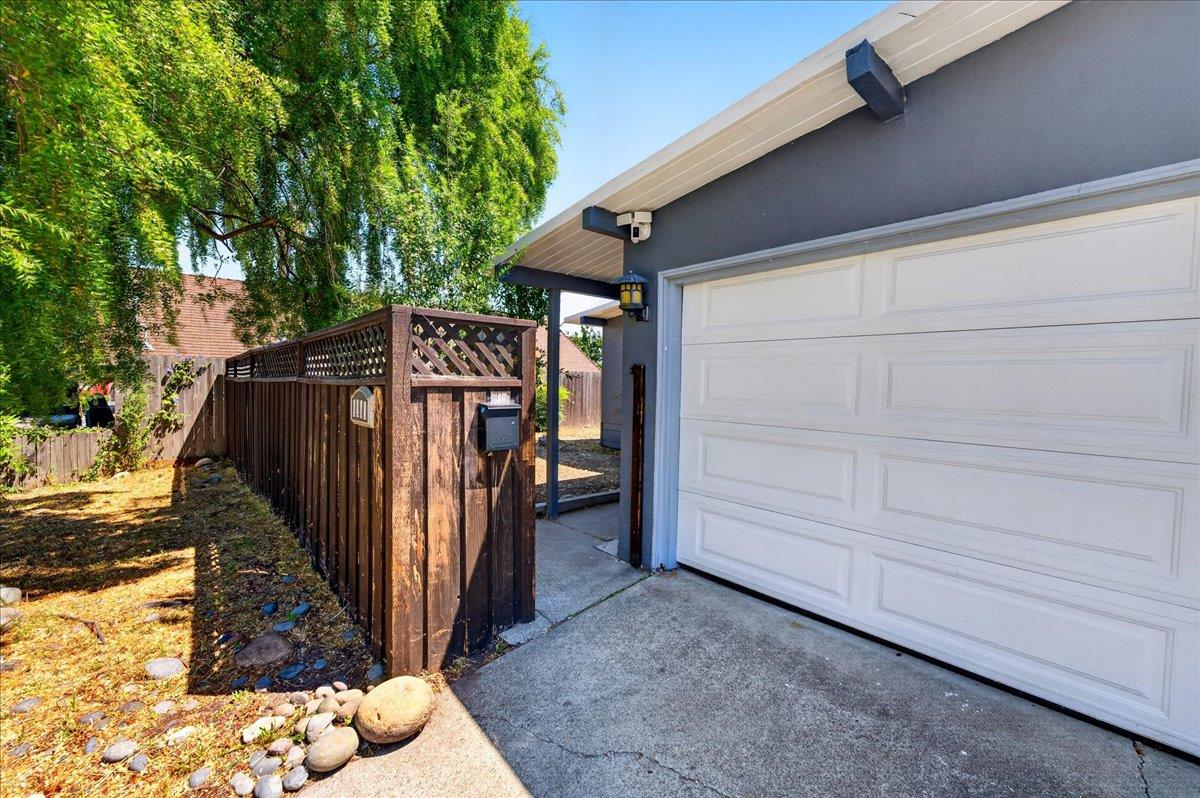 1111 Marionola Way
