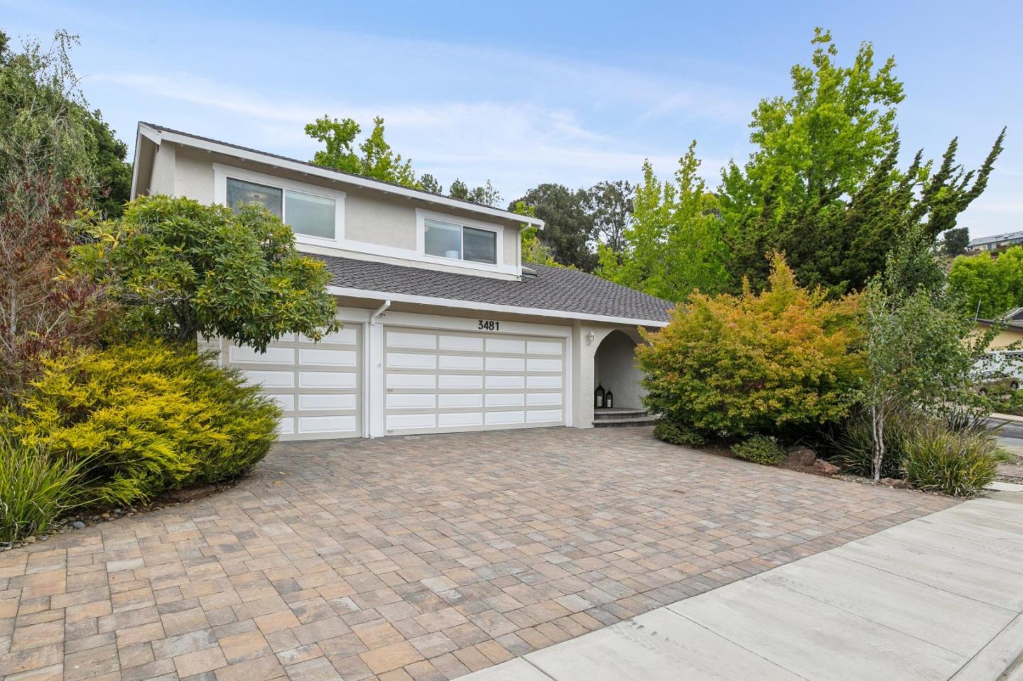 3481 La Mesa Drive