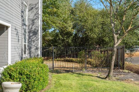 Tiny photo for 1333 Downieville Drive, EL DORADO HILLS, CA 95762 (MLS # ML82034878)