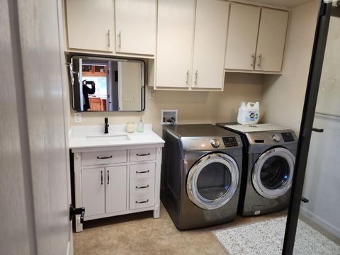 Tiny photo for 3719 N Hart Road, Modesto, CA 95358 (MLS # ML82026496)