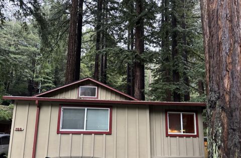 Photo of 155 Mcgaffigan Mill Road, Boulder Creek, CA 95006 (MLS # ML82035637)