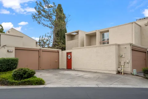 512 S Cascade Terrace, Sunnyvale, CA 94087 - MLS#: ML82001778