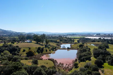 211 Smith Road, Watsonville, CA 95076 - MLS#: ML81942202