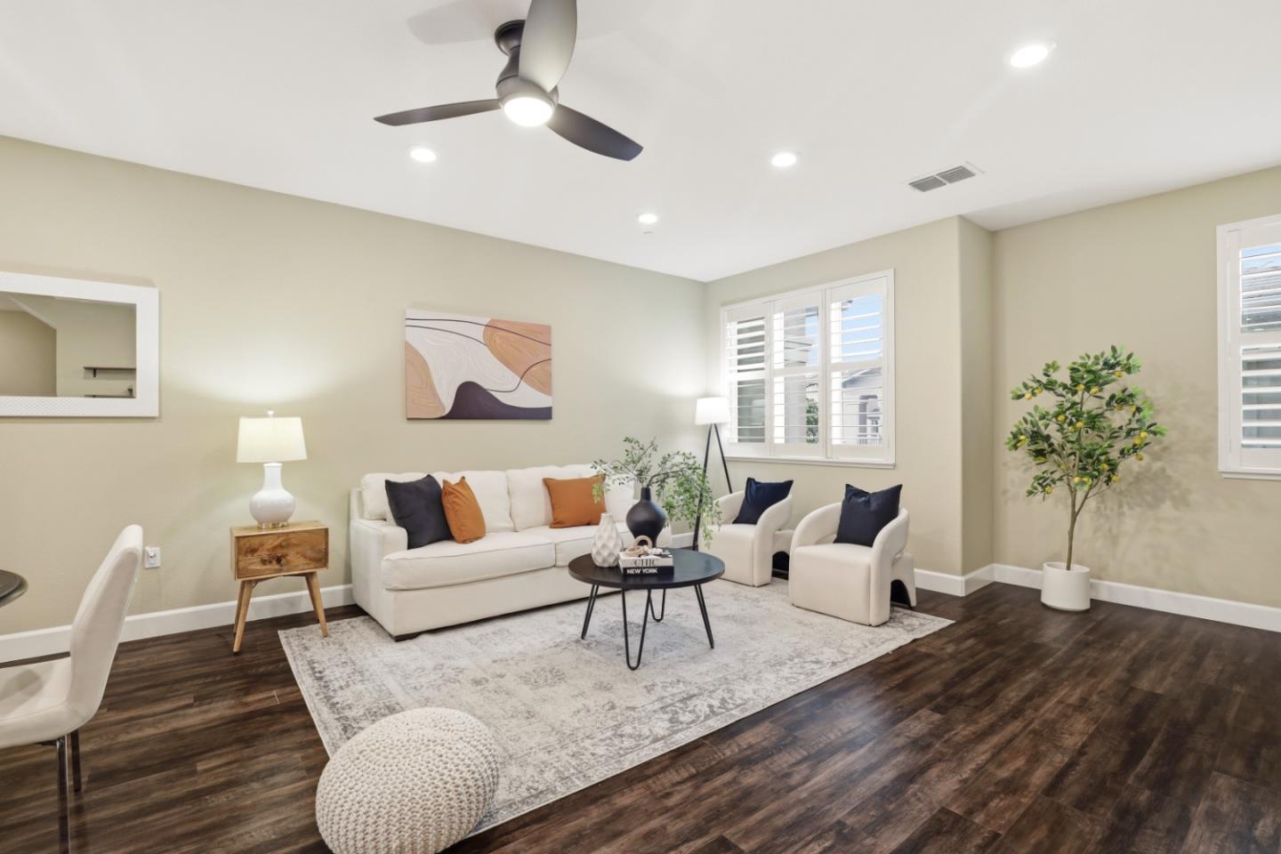 5954 Larkstone Loop