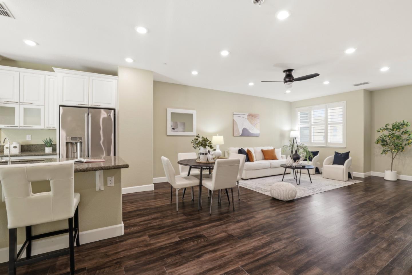5954 Larkstone Loop