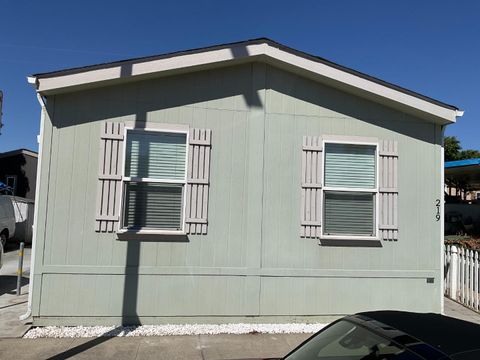 540 Bonita Avenue Unit 219, San Jose, CA 95116 - #: ML81971199