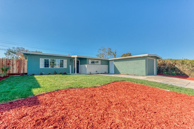 23 Harryette Drive