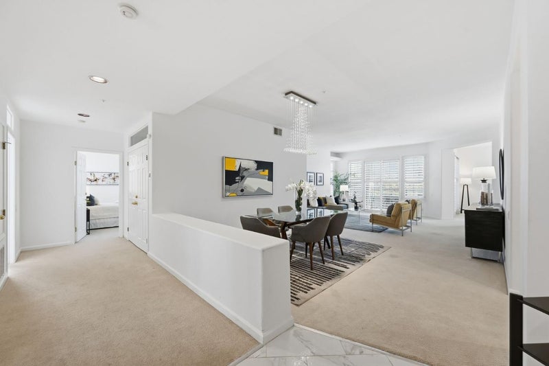 720 Promontory Point Lane 2209