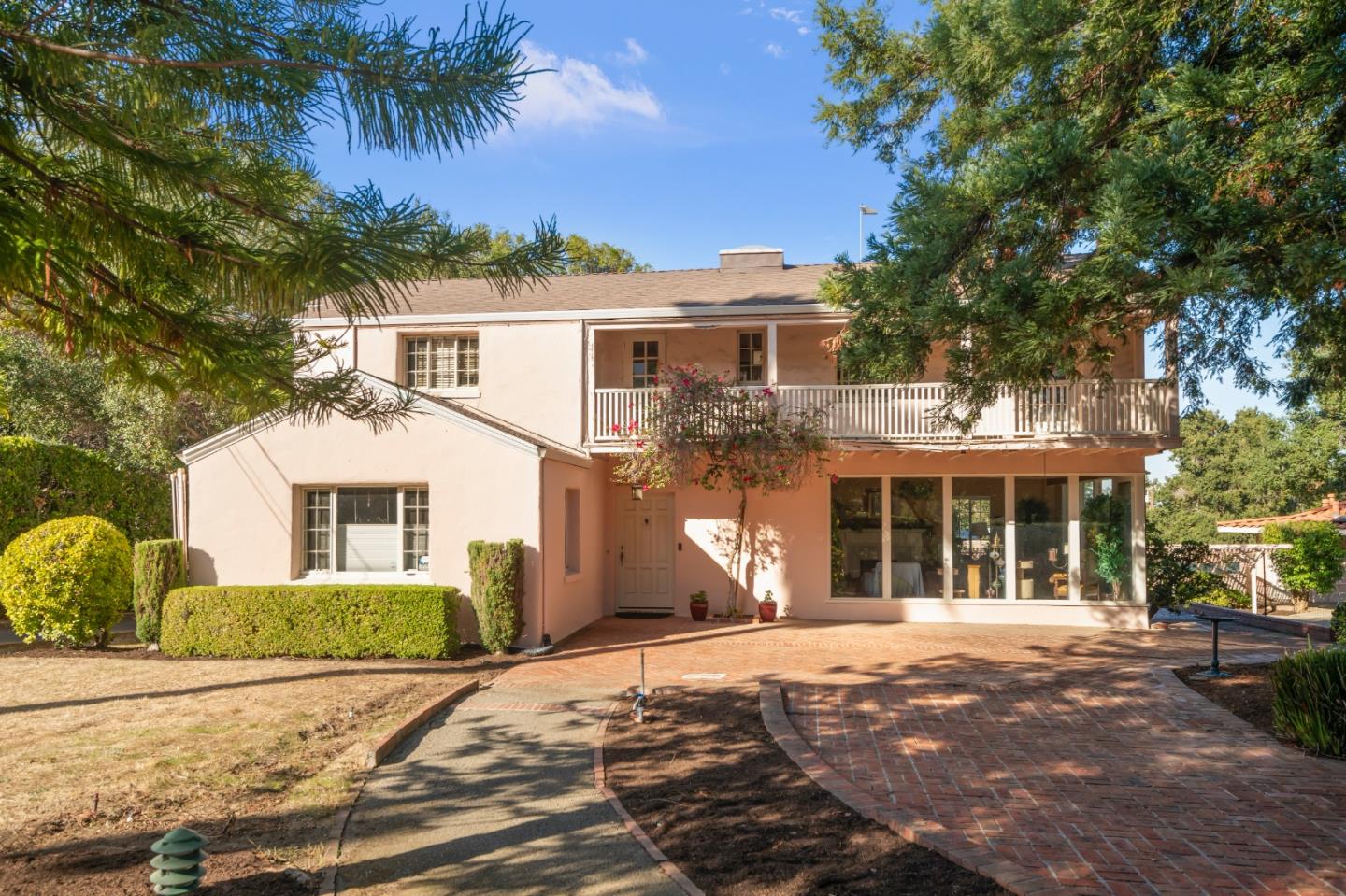 19605 Glen Una Drive