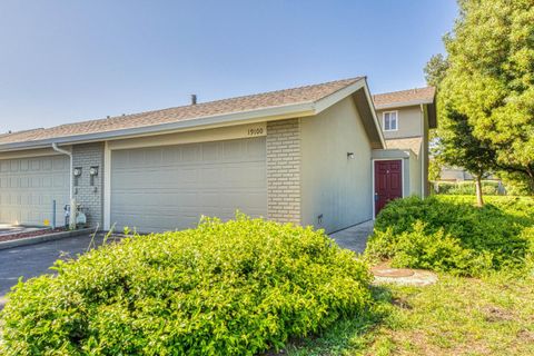 Photo of 19100 Creekside Place, SALINAS, CA 93908 (MLS # ML82045259)