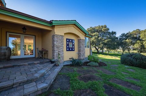 Tiny photo for 300 Mesa Road, SALINAS, CA 93908 (MLS # ML82031344)