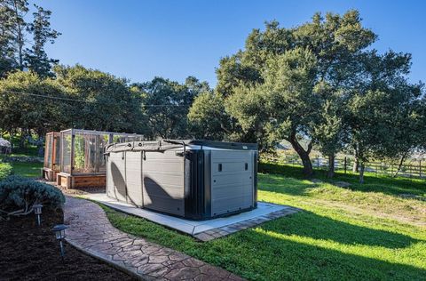 Tiny photo for 300 Mesa Road, SALINAS, CA 93908 (MLS # ML82031344)