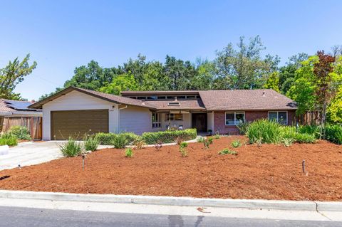 Photo of CUPERTINO, CA 95014 (MLS # ML82050270)