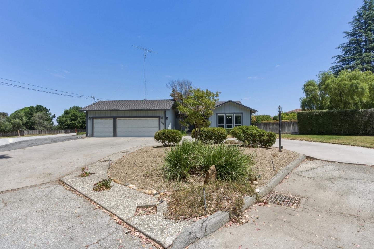 1660 Sunnyslope Road