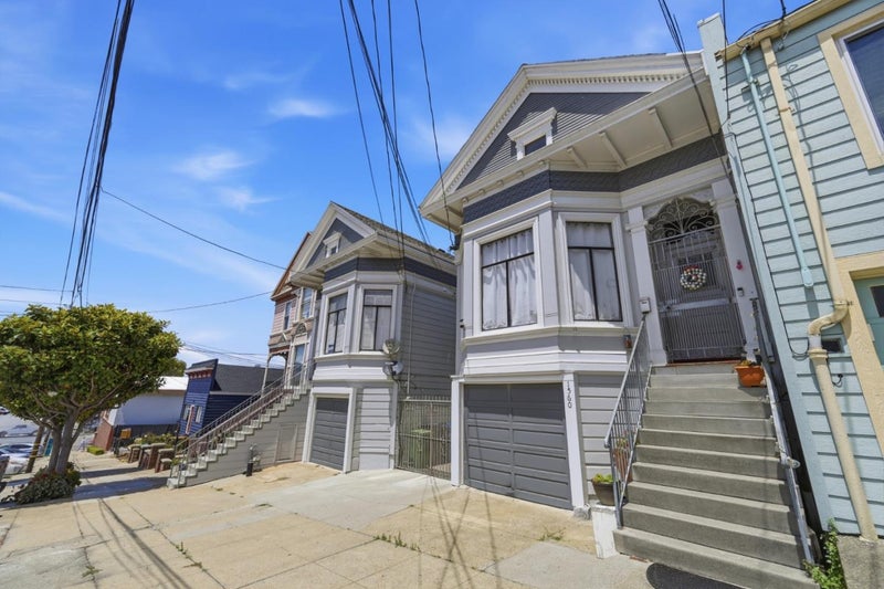 1560 Jerrold Avenue
