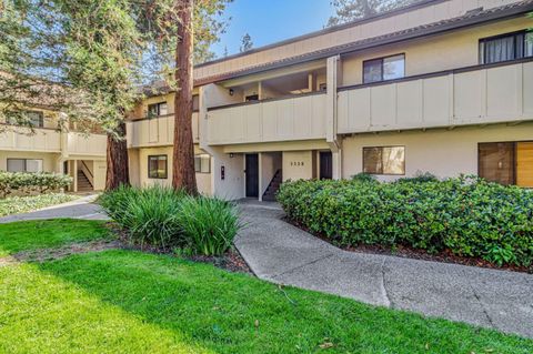 Tiny photo for 3328 Kimber Court #21, San Jose, CA 95124 (MLS # ML82024735)