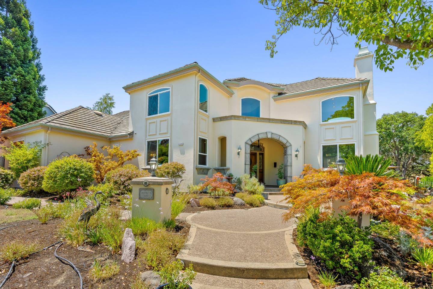 4105 Grant Court