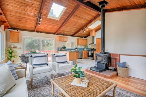 Tiny photo for 687 Calabasas Road, WATSONVILLE, CA 95076 (MLS # ML82023424)