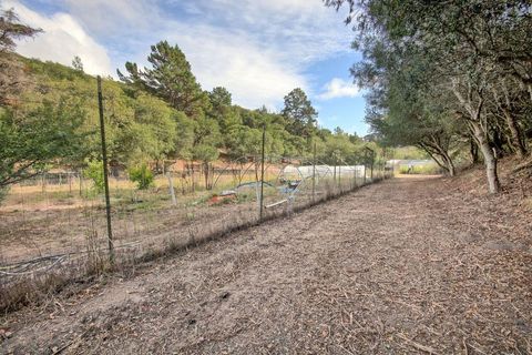 Tiny photo for 687 Calabasas Road, WATSONVILLE, CA 95076 (MLS # ML82023424)