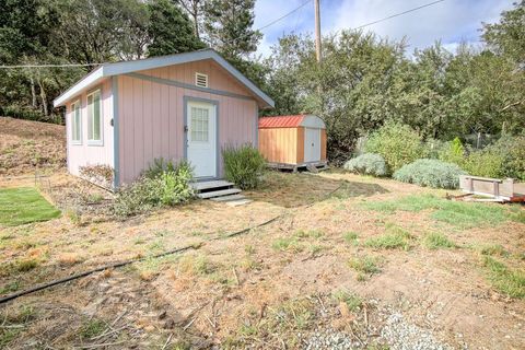 Tiny photo for 687 Calabasas Road, WATSONVILLE, CA 95076 (MLS # ML82023424)