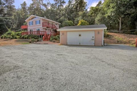 Tiny photo for 687 Calabasas Road, WATSONVILLE, CA 95076 (MLS # ML82023424)