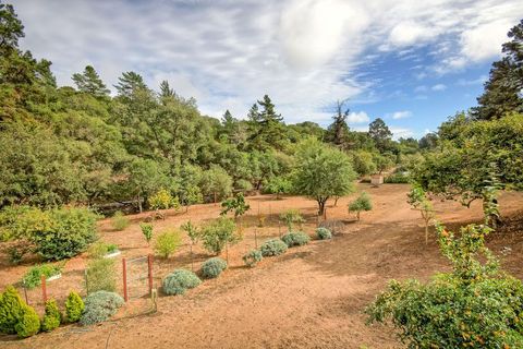 Tiny photo for 687 Calabasas Road, WATSONVILLE, CA 95076 (MLS # ML82023424)