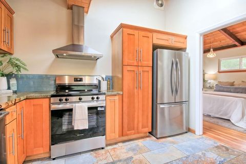 Tiny photo for 687 Calabasas Road, WATSONVILLE, CA 95076 (MLS # ML82023424)