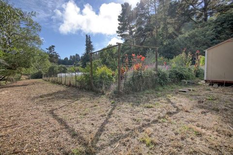 Tiny photo for 687 Calabasas Road, WATSONVILLE, CA 95076 (MLS # ML82023424)