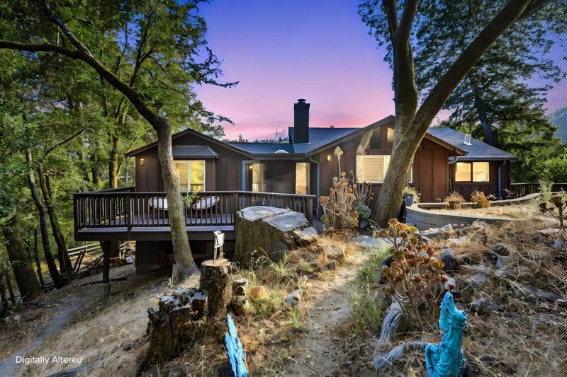 325 Vista Terrace