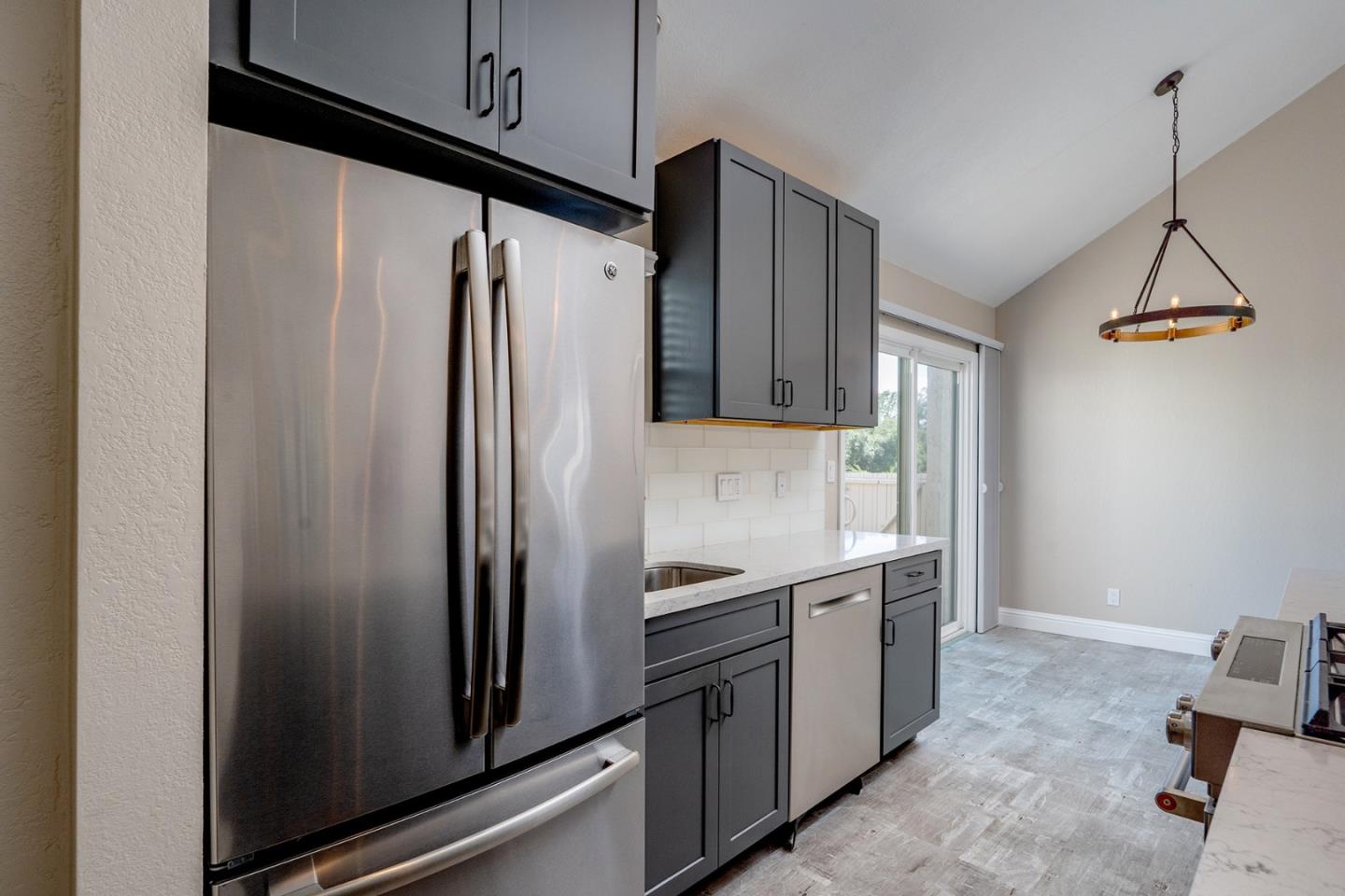 4000 Rio Road 65