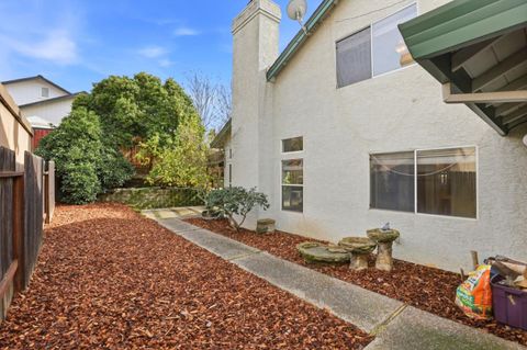 Tiny photo for 5621 Adobe Road, ROCKLIN, CA 95765 (MLS # ML82032804)