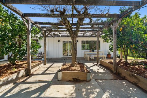 Tiny photo for 125 Mcgivern Way, SANTA CRUZ, CA 95060 (MLS # ML82036913)