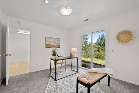 Tiny photo for 125 Mcgivern Way, SANTA CRUZ, CA 95060 (MLS # ML82036913)