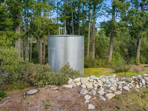 Tiny photo for 125 Mcgivern Way, SANTA CRUZ, CA 95060 (MLS # ML82036913)