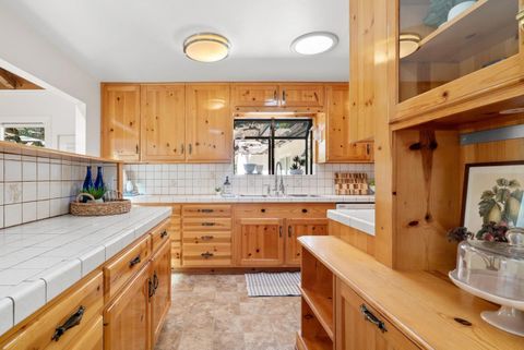 Tiny photo for 125 Mcgivern Way, SANTA CRUZ, CA 95060 (MLS # ML82036913)