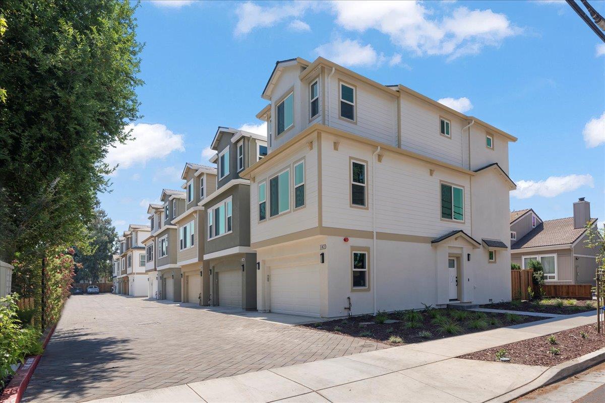 188 West Rincon Avenue