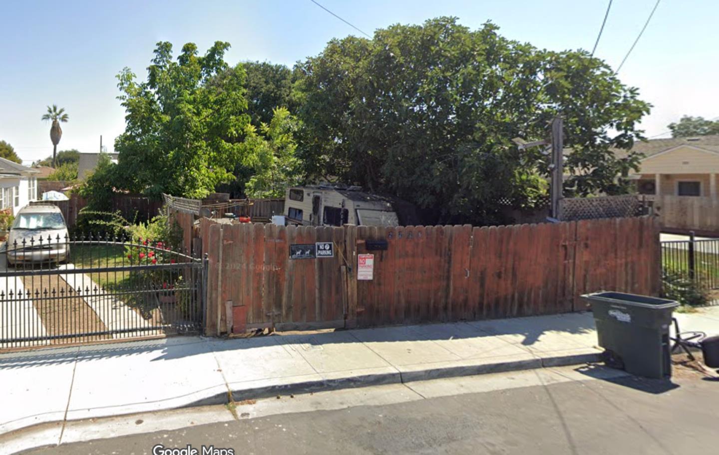 2226 Dumbarton Avenue