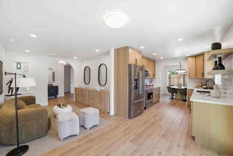 Featured picture for the property ML82046951