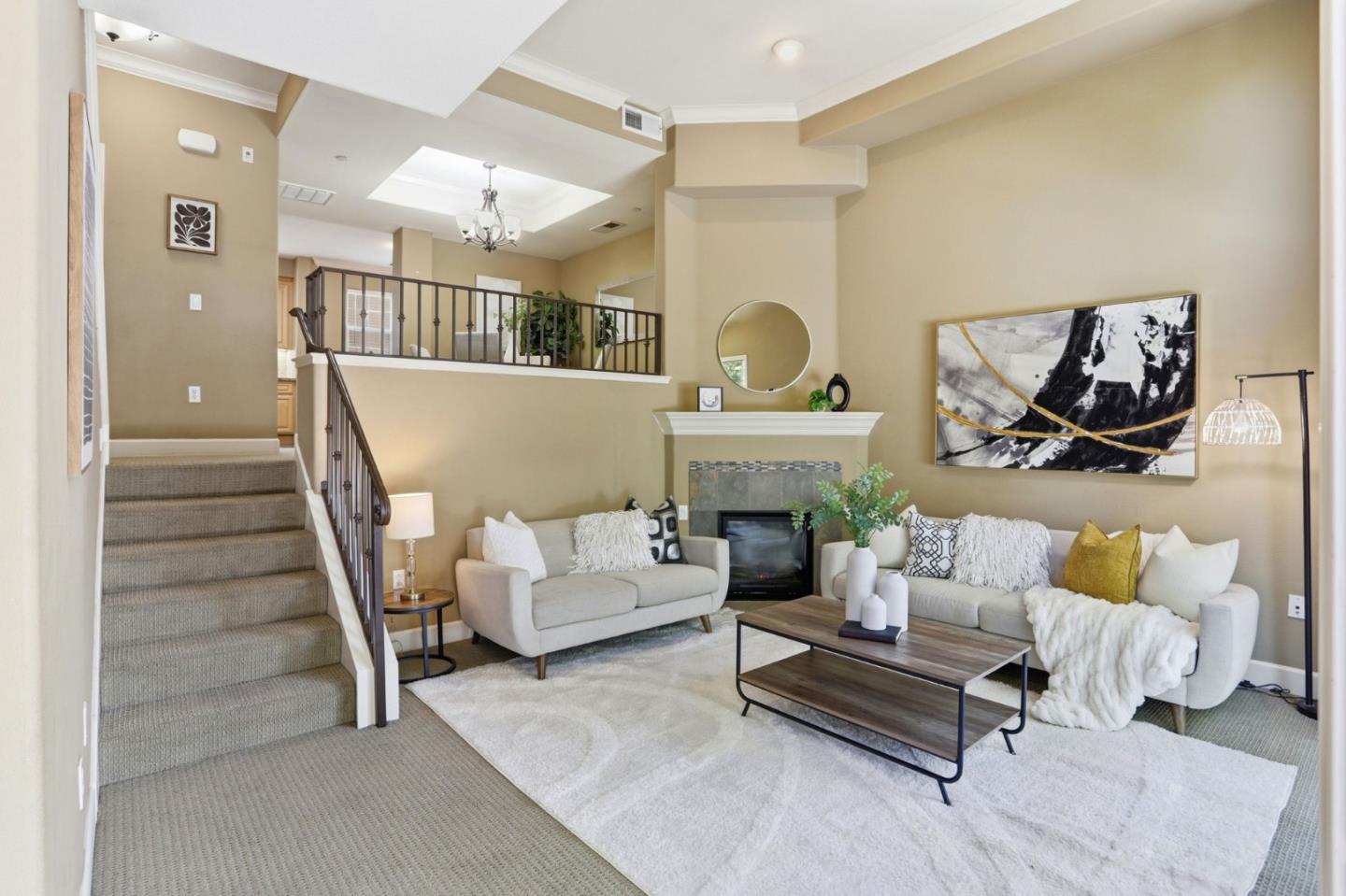 3911 Vicolo Terrace