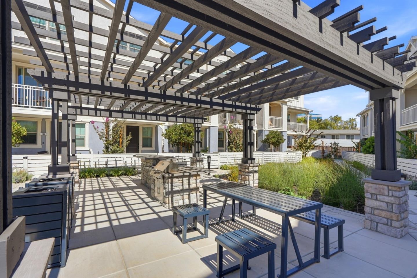 130 Oak Circle
